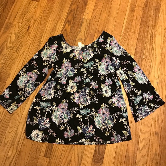 Urban Renewal Tops - Urban Renewal Floral Sheer Top Size Medium